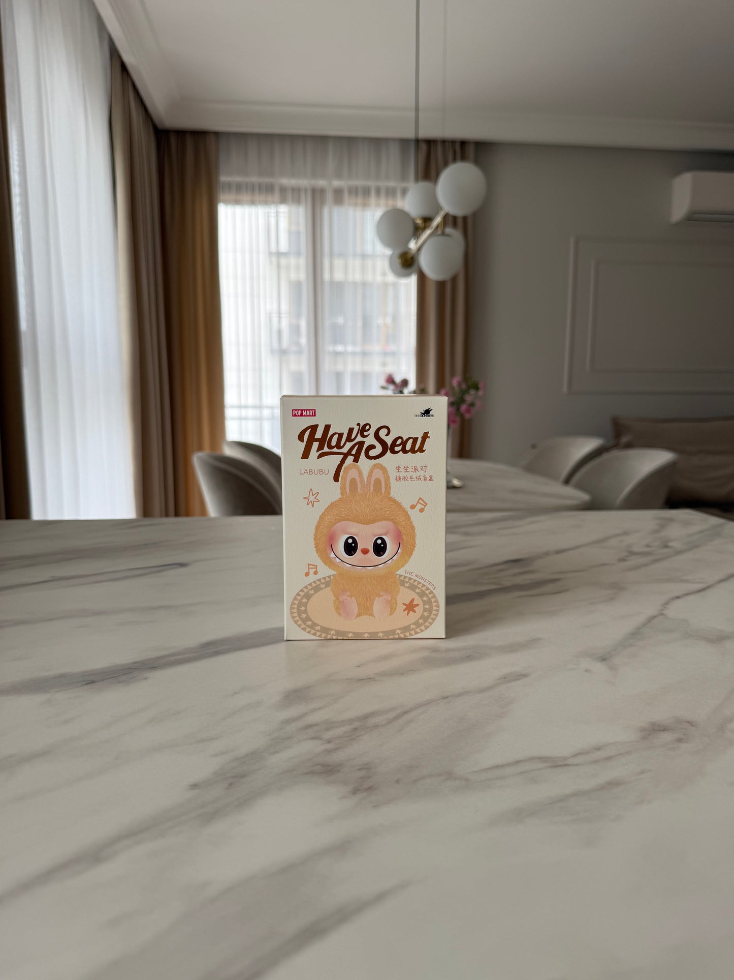 Labubu Have a Seat Keychain (BLINDBOX)